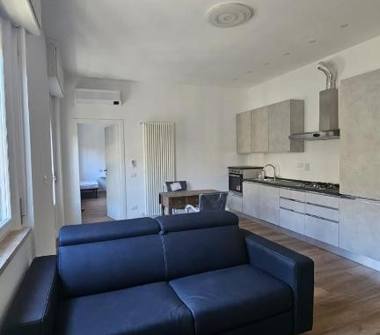 Appartamento in vendita a Piombino (Livorno), Via Francesco Petrarca 104