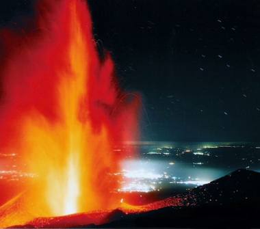 Affitto Casa Vacanze a Santa Venerina (Catania), Via Dante Alighieri 7