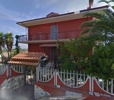 Trilocale in affitto a Pomezia (Roma), Via dei Limoni 18