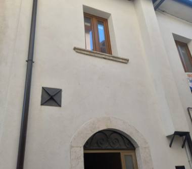 Casa indipendente in affitto a L'Aquila, Frazione Paganica