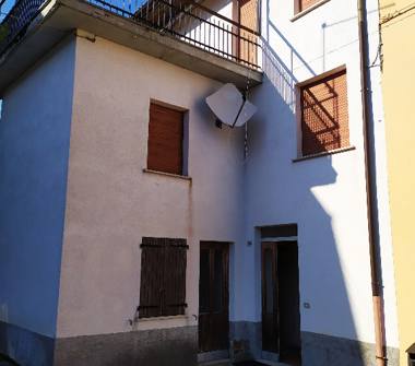 Casa indipendente in vendita a Zuglio (Udine), Via Stradate 18