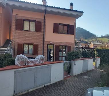 Quadrilocale in vendita a Scarperia e San Piero, Frazione Campomigliaio