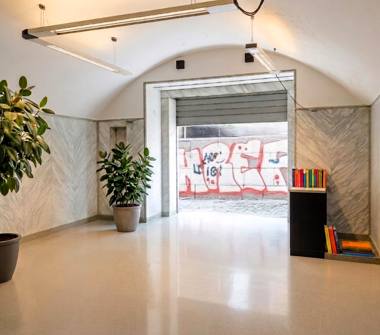 Negozio in vendita a Napoli, Zona Pendino, Corso Umberto I 150