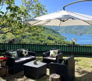 Affitto Villa Vacanze a Ascrea, Frazione Colle Maoni, Via della lupetta 77