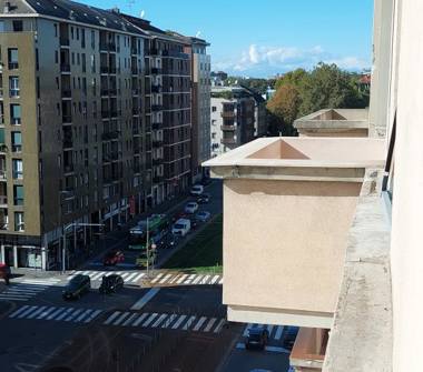 Affitto Stanza Doppia a Milano, Zona Stazione Centrale, Viale Lunigiana 4