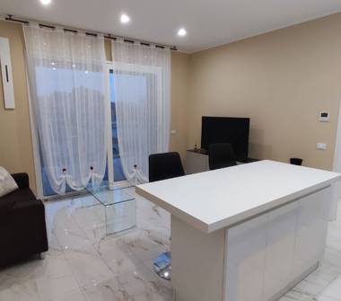 Bilocale in affitto a Parma, Zona Ospedale Maggiore, Viale dei Mille 36