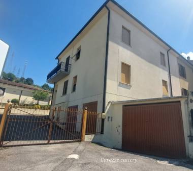 Porzione di casa in vendita a Terni (Terni)