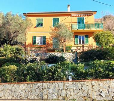 Affitto Appartamento Vacanze a Moneglia (Genova), Località Crovetta 10