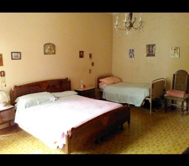 Casa indipendente in affitto a Lonate Pozzolo (Varese), Via Giuseppe Garibaldi 5