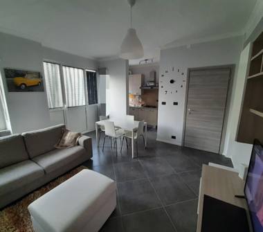 Bilocale in vendita a Torino, Zona Regio Parco, Via Gottardo 263