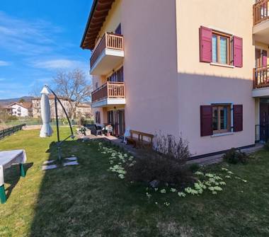 Quadrilocale in vendita a Romeno (Trento)