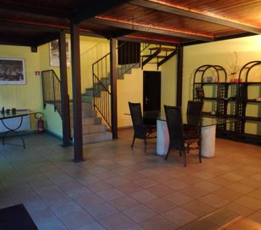 Negozio in vendita a Arona (Novara), Via Milano 146