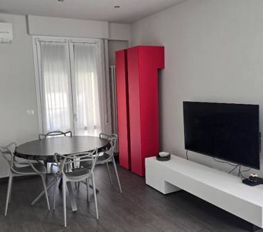 Quadrilocale in vendita a Finale Ligure, Frazione Finalborgo, Piazzetta della Serenità 4