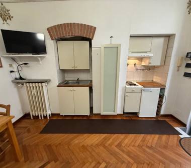 Bilocale in affitto a Torino, Zona Precollina, Via villa della regina 5