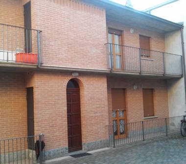 Trilocale in affitto a Cherasco (Cuneo), Via della Mantica 19