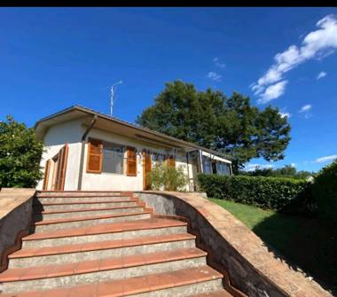 Villa in vendita a Semproniano (Grosseto)
