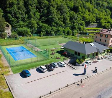 Albergo/Struttura ricettiva in vendita a Bannio Anzino, Frazione Pontegrande, Via Monte Rosa 50/a