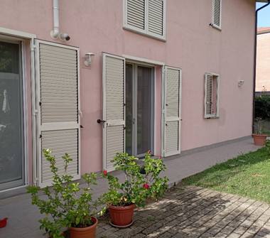 Casa indipendente in affitto a Cascina (Pisa)