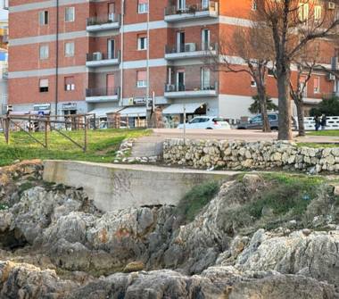 Trilocale in vendita a Porto Torres (Sassari), Via Lungomare Balai 16