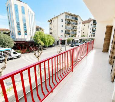 Quadrilocale in vendita a Corigliano-Rossano, Frazione Corigliano Scalo, Via de Novellis Fedelis 6
