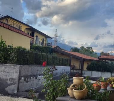 Trilocale in vendita a Viagrande (Catania), Via Gorizia 22