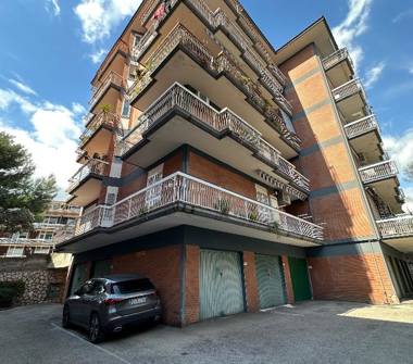 Quadrilocale in affitto a Formia (Latina), Via Giacomo Matteotti 00