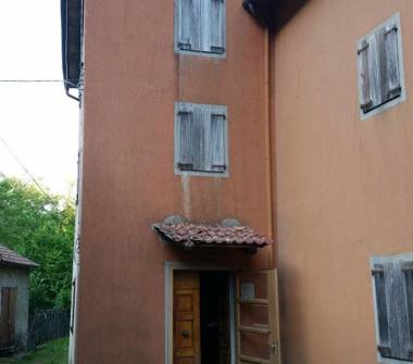 Casa indipendente in vendita a Cantagallo (Prato), Località Casalino Torri 9