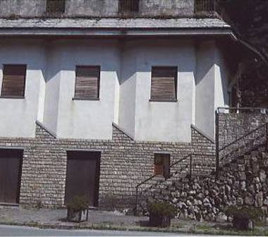 Magazzino in vendita a Rezzoaglio (Genova), VIA ROMA 51 e
