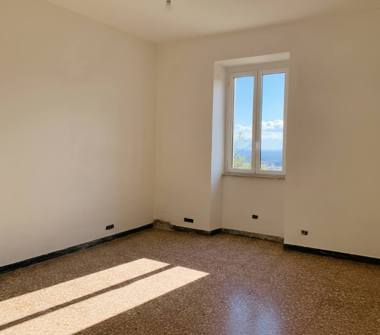 Trilocale in vendita a Guidonia Montecelio, Frazione Villanova, Via Fratelli Cairoli 3