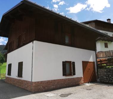 Affitto Appartamento Vacanze a Colle Santa Lucia, Frazione Villagrande, Via Varazza 11