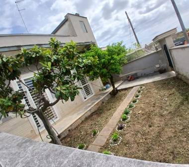Villa in vendita a Conversano (Bari), Via Francesco Positano 15