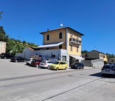 Casa indipendente in vendita a Colli al Metauro, Frazione Tavernelle, SS3 62