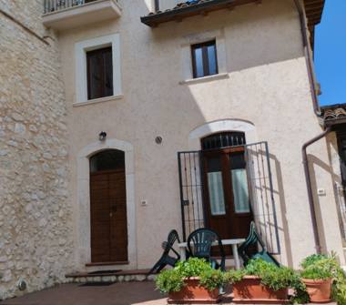 Affitto Casa Vacanze a Fagnano Alto (L'Aquila), Via Piazzetta 36