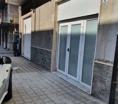 Box/Garage/Posto auto in vendita a Villa San Giovanni (Reggio Calabria), Via Padova 2