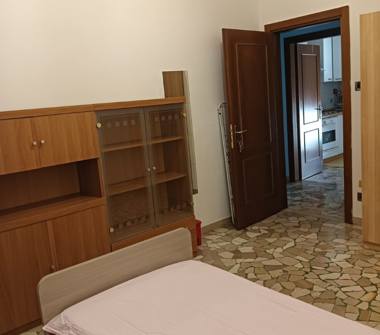 Affitto Stanza Singola a Bologna, Zona Bolognina, Via Torquato Tasso 9