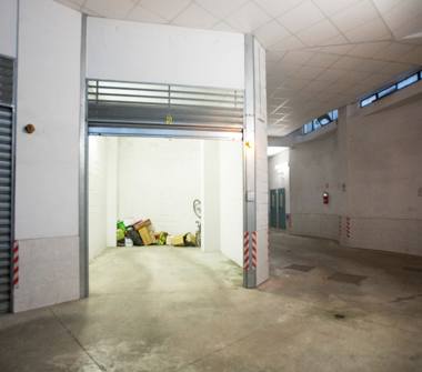 Box/Garage/Posto auto in vendita a Roma, Zona Appio Latino, Via Guglielmo Ferrero 6