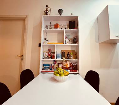 Bilocale in vendita a Salerno, Frazione Centro città
