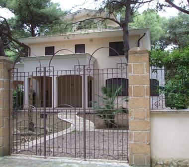 Villetta a schiera in affitto a Pulsano (Taranto), Viale della Castelluccia 19