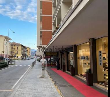 Negozio in affitto a Brescia, Zona Brescia Due, Via Cremona 39