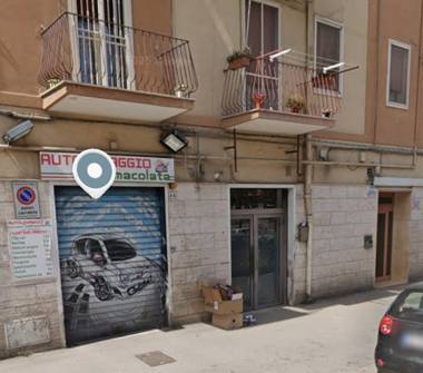 Tintoria/Lavanderia in vendita a Foggia (Foggia), Via Emilio Perrone 46