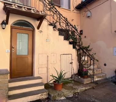 Casa indipendente in affitto a Bracciano, Frazione Centro, Largo Pratoterra 28