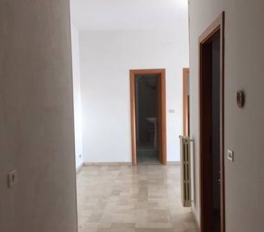 Trilocale in affitto a Lamezia Terme, Frazione Nicastro, Via Scaramuzzino 17
