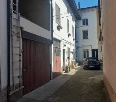 Casa indipendente in vendita a Pizzighettone (Cremona), Via Confine 11