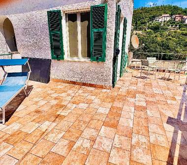 Appartamento in vendita a Pietra Ligure (Savona), Via Provinciale 369