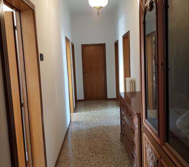 Affitto Stanza Singola a Bologna, Zona Bolognina, Via Fioravanti 11