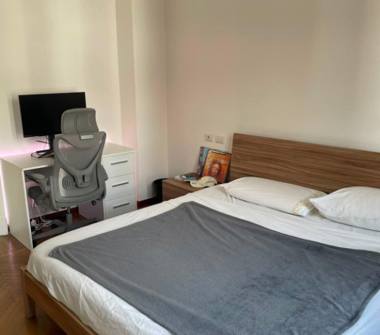 Quadrilocale in affitto a Milano, Zona Loreto, Via Nino Oxilia 21