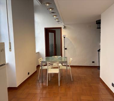 Trilocale in vendita a Torino, Zona San Salvario, Via Saluzzo 101