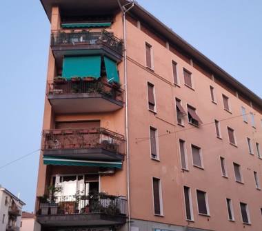 Stabile/Palazzo in vendita a Verona, Zona Ponte Crencano, Via Osoppo 8