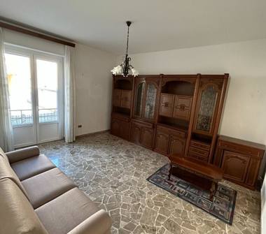 Trilocale in vendita a Gorla Minore (Varese)