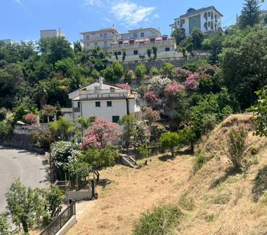 Villa in vendita a Soverato (Catanzaro), Via Panoramica 41